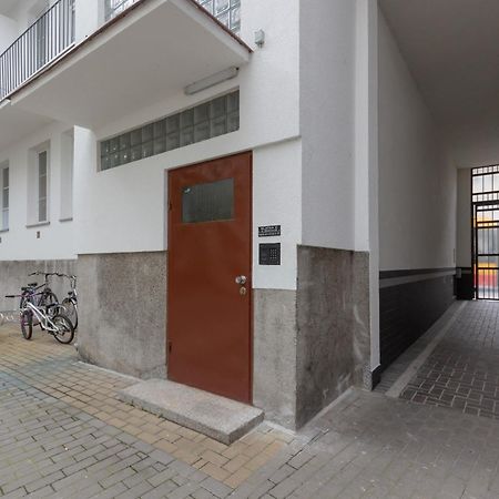 Miodowa Apartment Krasinski Garden Warsaw By Noclegi Renters Esterno foto