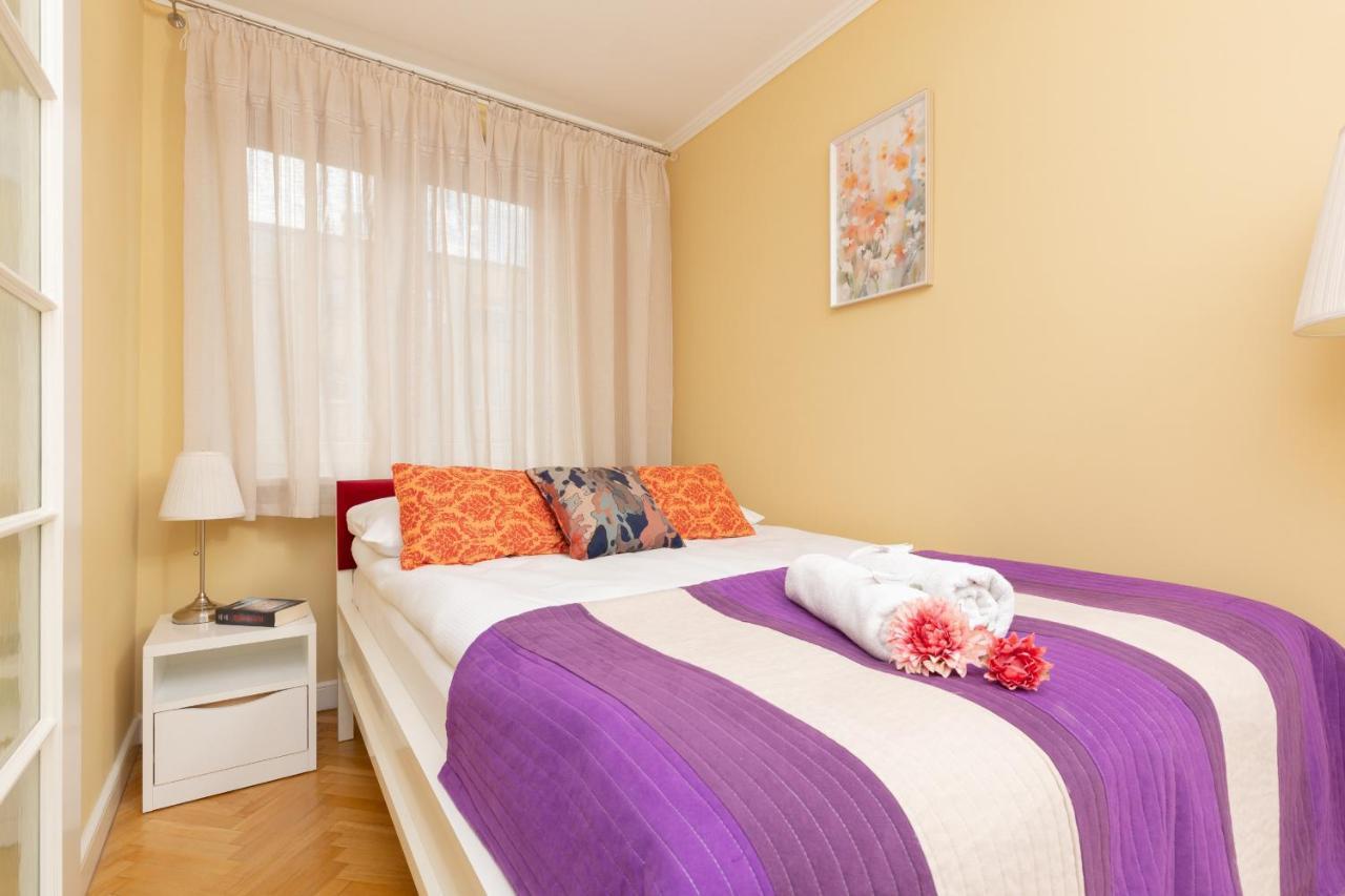 Miodowa Apartment Krasinski Garden Warsaw By Noclegi Renters Esterno foto